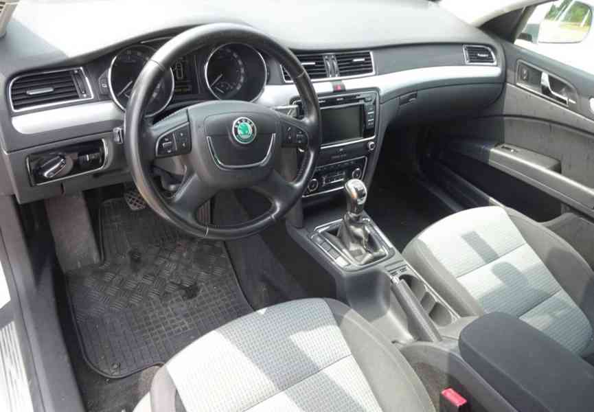 Škoda Superb 2.0 TDI Combi r.v.2012 (125 kw) Koupeno v ČR - foto 5