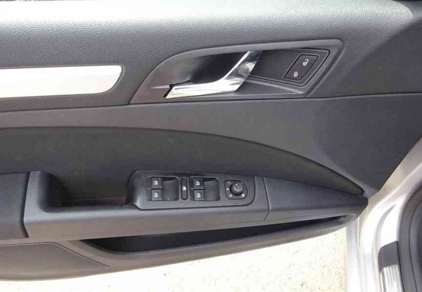 Škoda Superb 2.0 TDI Combi r.v.2012 (125 kw) Koupeno v ČR - foto 6
