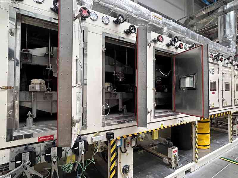  Linka pro nanášení lepidla CROWN MACHINERY R-LTDA - foto 3