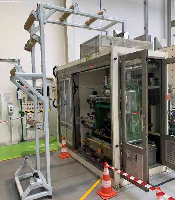  Linka pro nanášení lepidla CROWN MACHINERY R-LTDA - foto 5