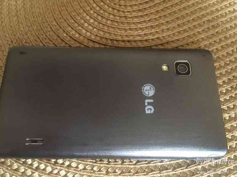 Mobilní telefon LG Optimus L5 E460 - foto 2