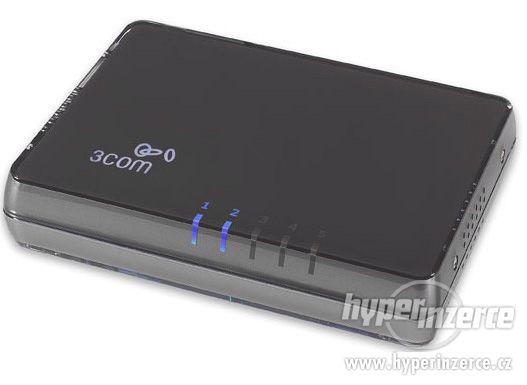 Prodam Switch 3Com Switch 5 portovy (3CFSU05). - foto 1