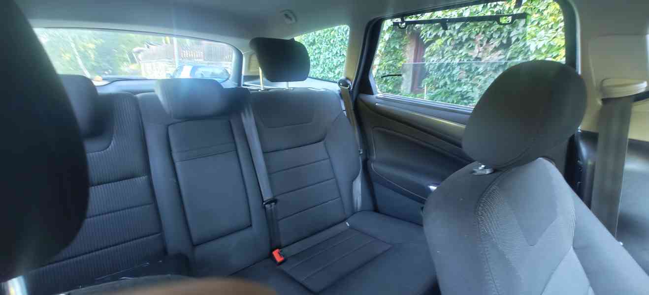 Ford Mondeo 1.6 TDCI 85 KW - foto 3