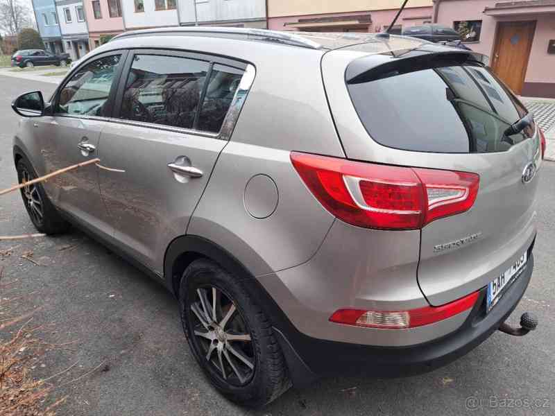 Kia Sportage 2.0 CRDI 16 V 6 AUT	 - foto 7