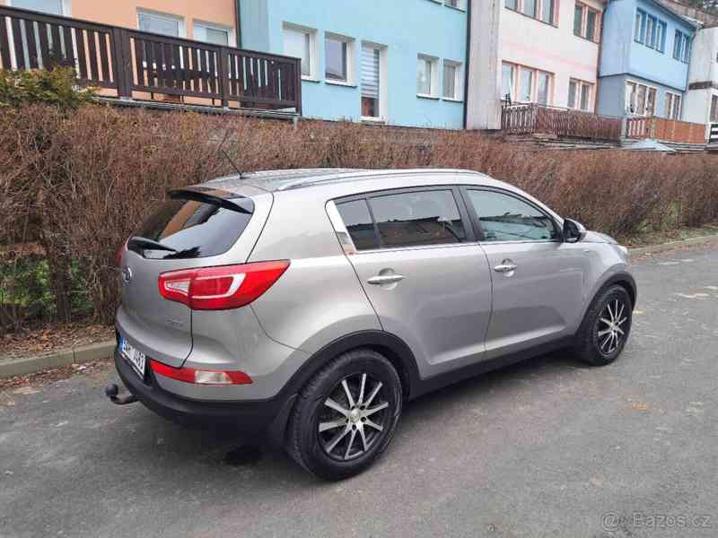 Kia Sportage 2.0 CRDI 16 V 6 AUT	 - foto 6