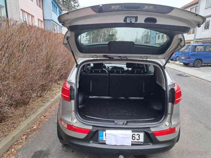 Kia Sportage 2.0 CRDI 16 V 6 AUT	 - foto 11