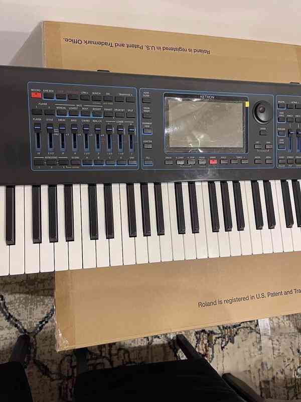 Ketron EVENT,Ketron SD60, SD9, Nord Electro 6D, Nord Stage 4 - foto 2