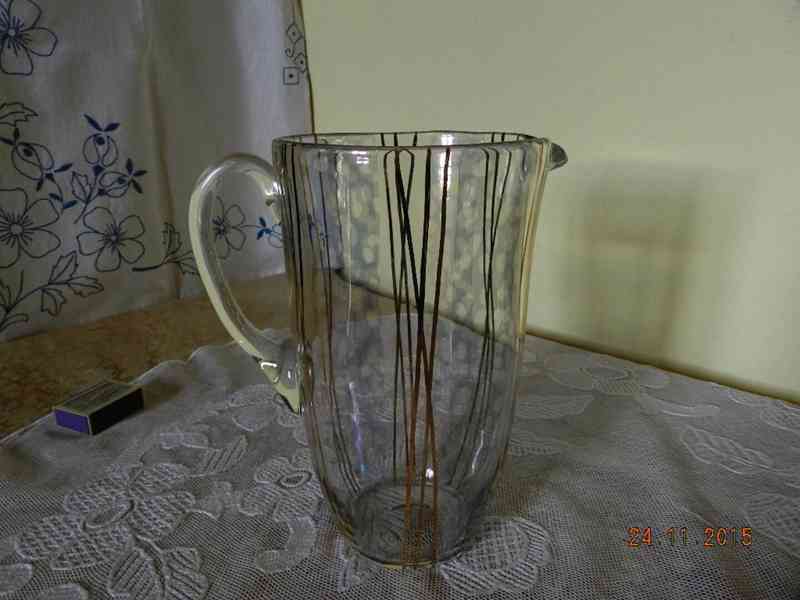 Krásný starý skleněný džbán - foto 2