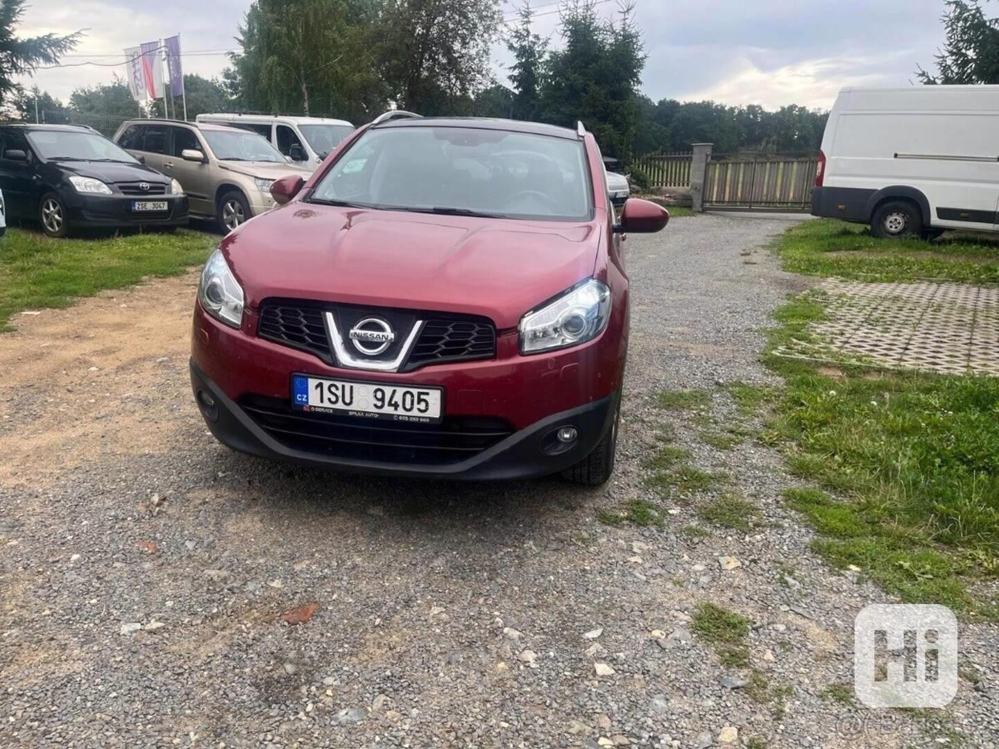 Nissan Qashqai 2,0   4x4 - foto 1