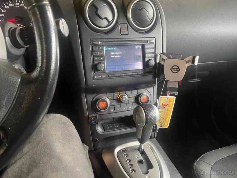Nissan Qashqai 2,0   4x4 - foto 9