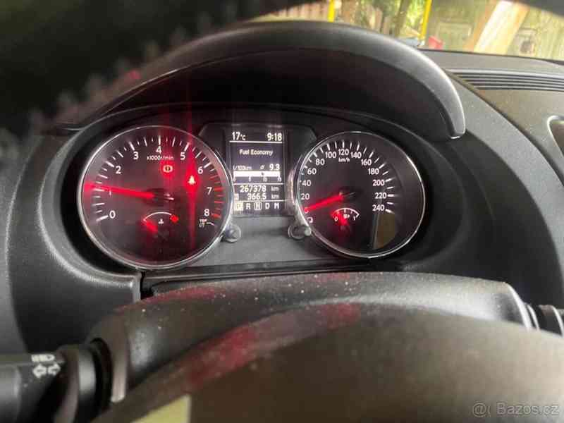Nissan Qashqai 2,0   4x4 - foto 4