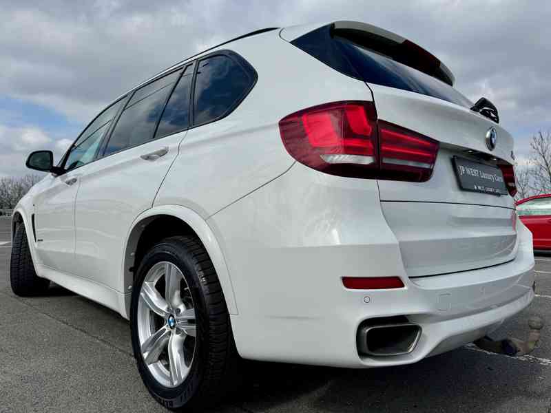 BMW X5 xDrive 30d M sport, LED, Komforty, Head-Up, Tažné, CZ - foto 4