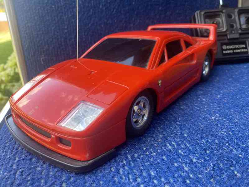 Retro Legendární Ferrari F40! Stará hračka - foto 6