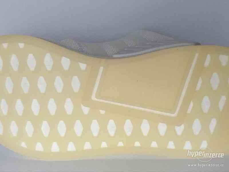 ADIDAS NMD R2 white - foto 4