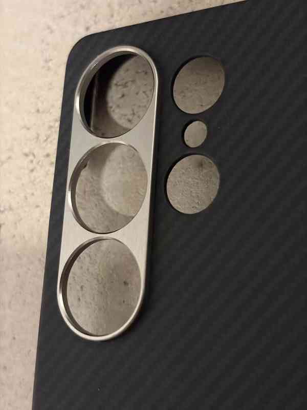 Značkový kryt PITAKA na Samsung Galaxy S25 Ultra - foto 4