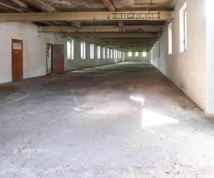 Nájem přízemních skladů, výroba, dílen od 350 m2, PŘÍBRAM - foto 2