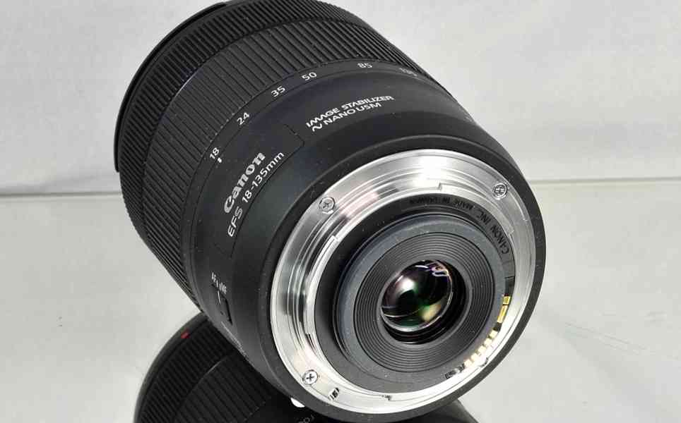 Canon EF-S 18-135mm f/3.5-5.6 IS NANO **APS-C Zoom - foto 6