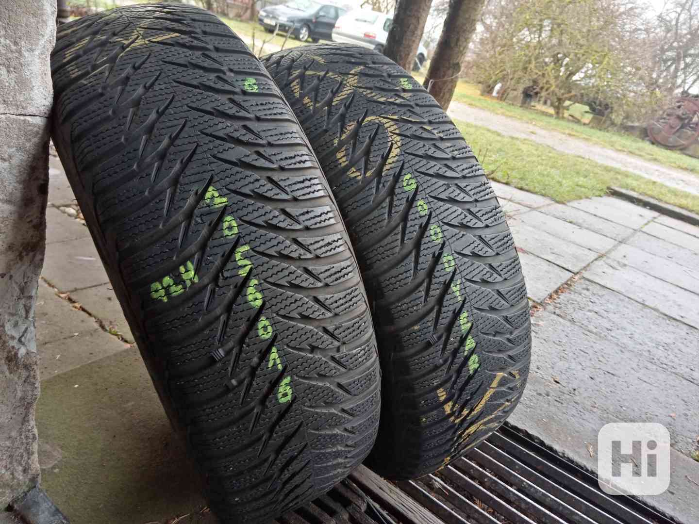 Zimní pneu 2kusy 205/60/16 vzorek 80% GOODYEAR - dobírka - foto 1