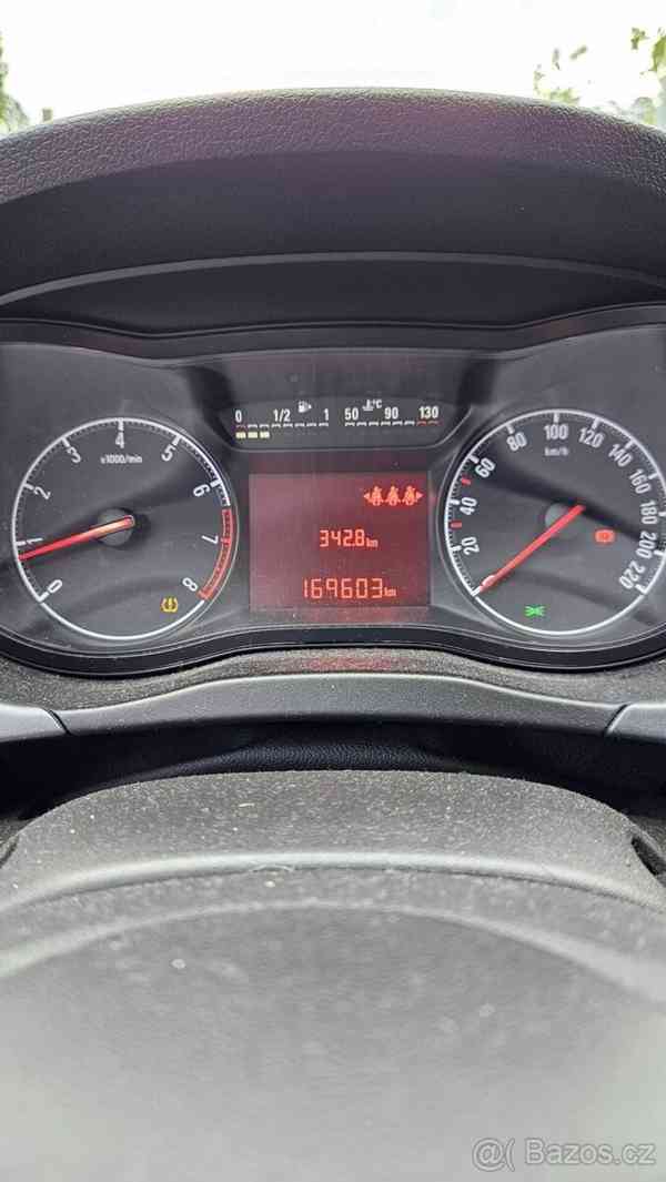 Opel Corsa 1,2   E 16V Rok2016 - foto 11