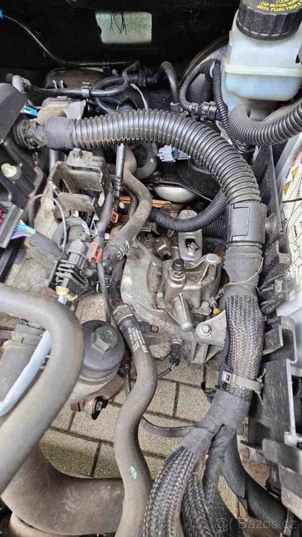 Opel Corsa 1,2   E 16V Rok2016 - foto 6