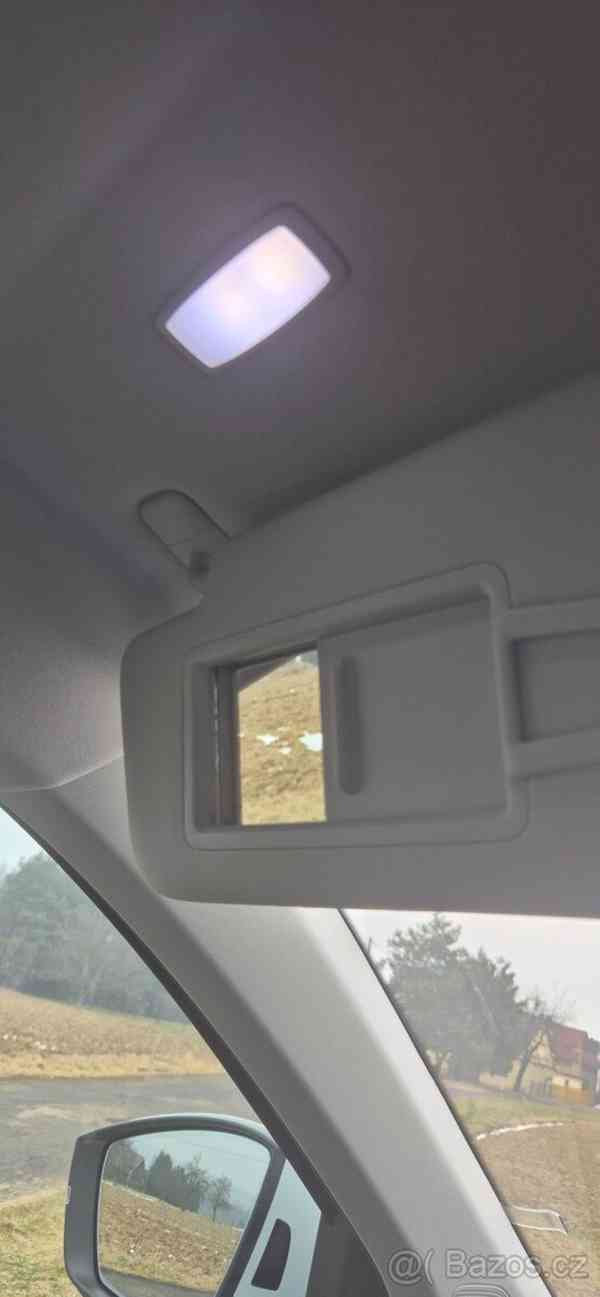 Škoda Karoq 1,5   110kw 62.tis najeto koupeno CZ - foto 8