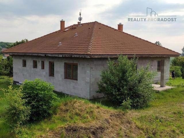 Prodej domu  (170m2)  v Úhercích u Panenského Týnce  na  pozemku 3388 m2. - foto 6