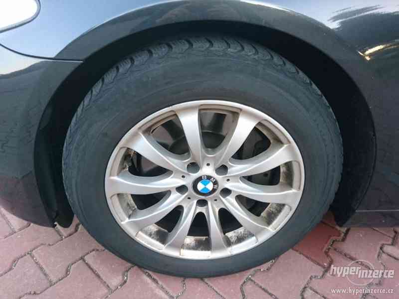 BMW 5 Touring 3.0d F11, Manuál - foto 21