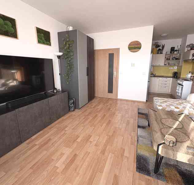 Pronajmu moderní  2+kk  Brno, Medlánky.  CP: 55 m2,  5.p. - foto 4