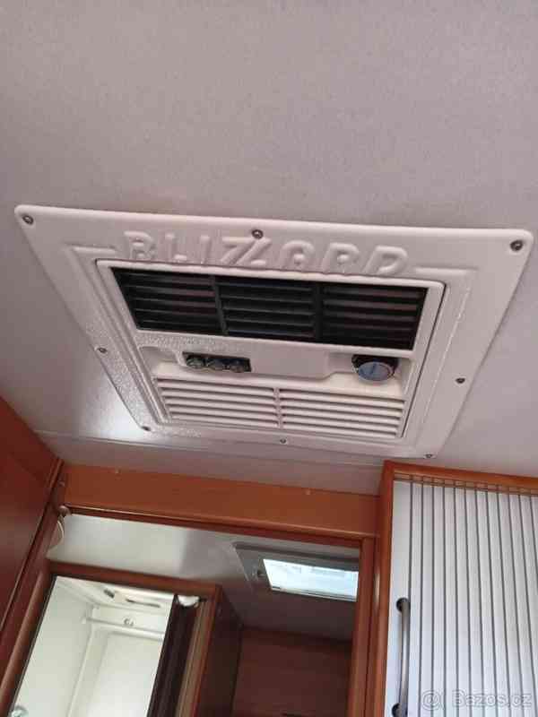 Ostatní Obytný přívěs Knaus - foto 16