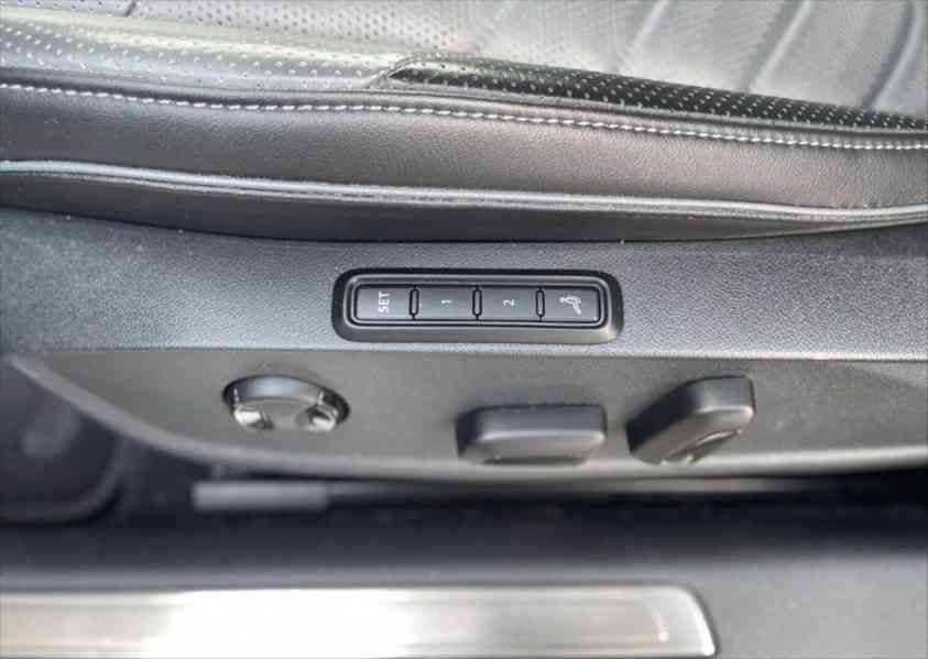 Volkswagen Arteon 2,0   TSI 206kw dsg 4x4 - foto 14