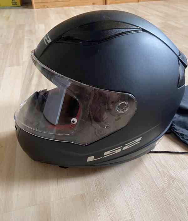 Helma na motorku LS2 - foto 3