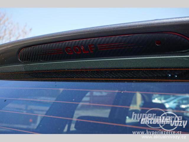 Volkswagen Golf 2.0, nafta, automat, RV 2010, navigace, kůže - foto 9