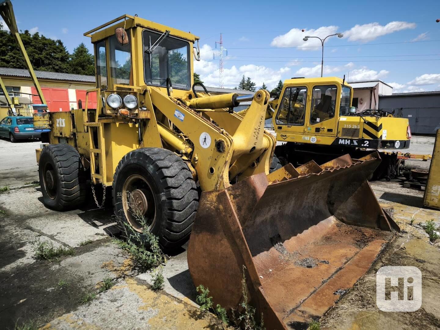 UNK 320 - foto 1