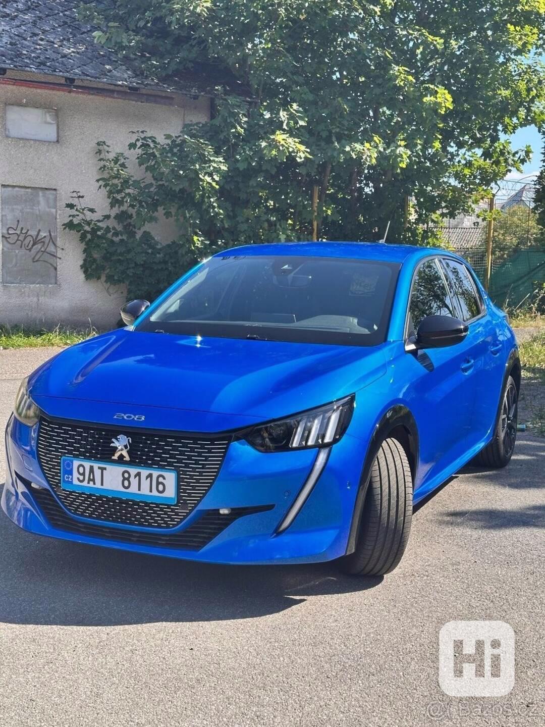 Peugeot 208 1,2   GT,AUTOMAT EAT8 /130 Koní - foto 1
