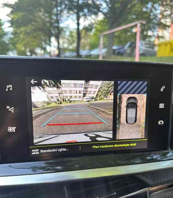 Peugeot 208 1,2   GT,AUTOMAT EAT8 /130 Koní - foto 12