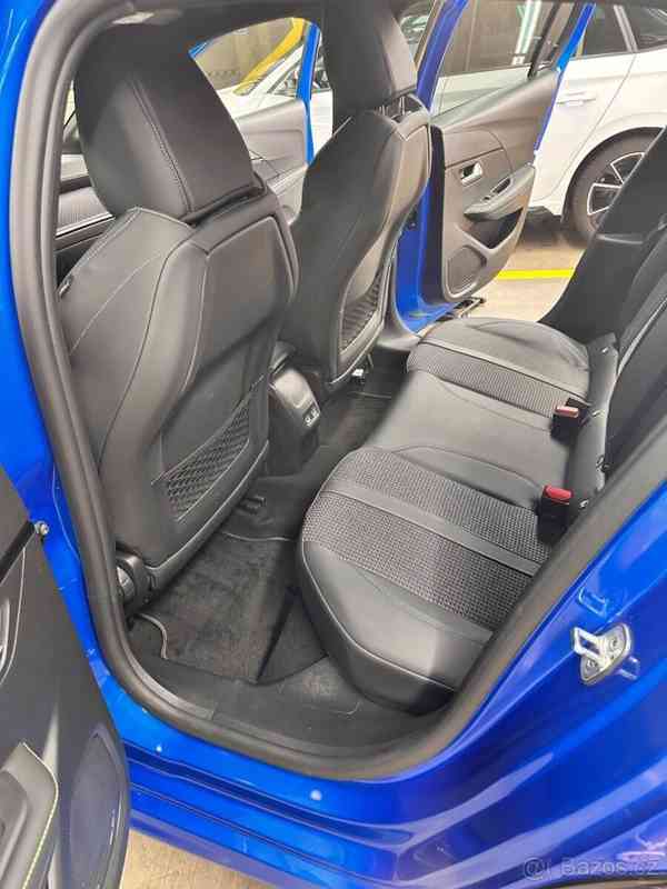 Peugeot 208 1,2   GT,AUTOMAT EAT8 /130 Koní - foto 7