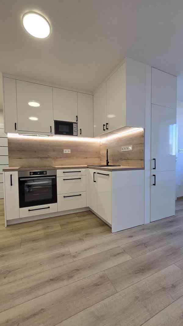 Byt 3+kk/L, 53 m² – Praha, Libeň (Sokolovská) - foto 4