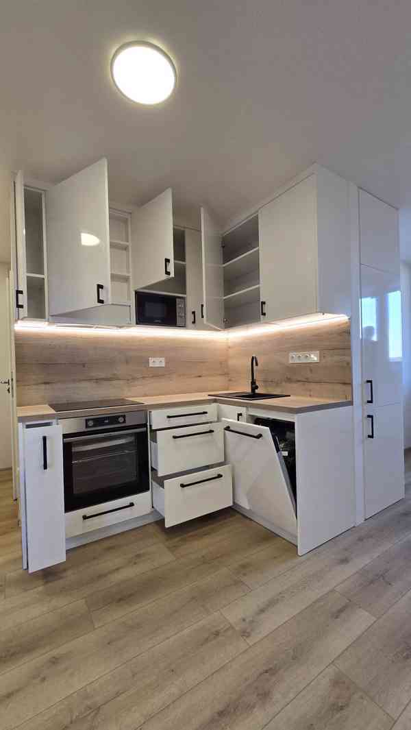 Byt 3+kk/L, 53 m² – Praha, Libeň (Sokolovská) - foto 5