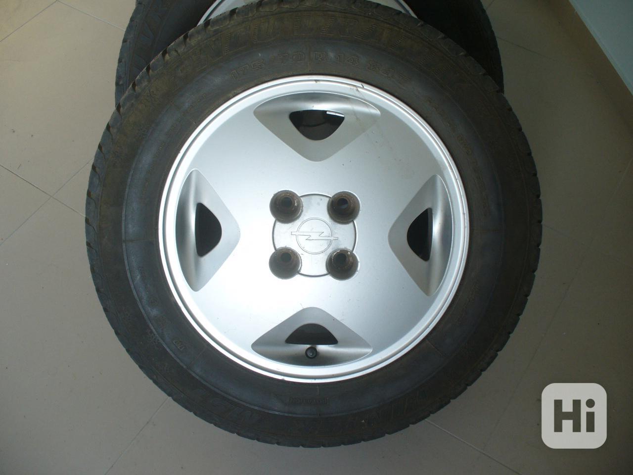 Litá kola OPEL - foto 1