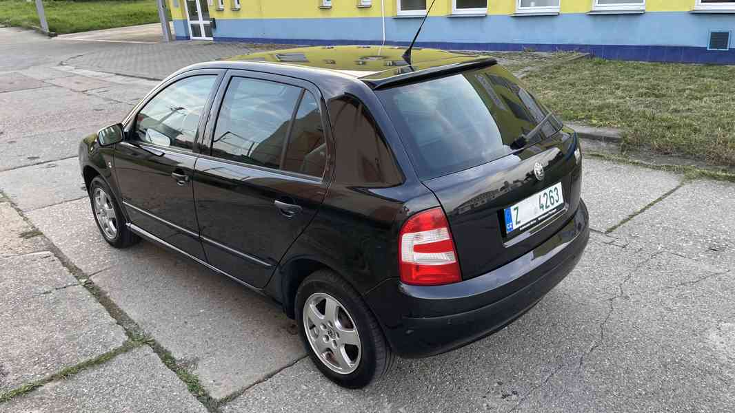 Škoda Fabia 1.4 16V 55kW Celebration / 2007 / málo km - foto 4