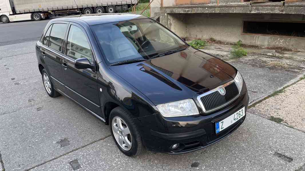 Škoda Fabia 1.4 16V 55kW Celebration / 2007 / málo km - foto 2