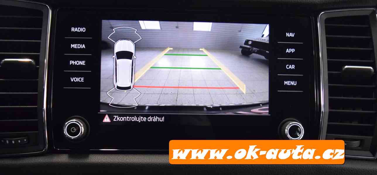 Škoda Kodiaq 2.0 TDI Style LCD 4x4 rv servis Škoda 01/2021 - foto 16