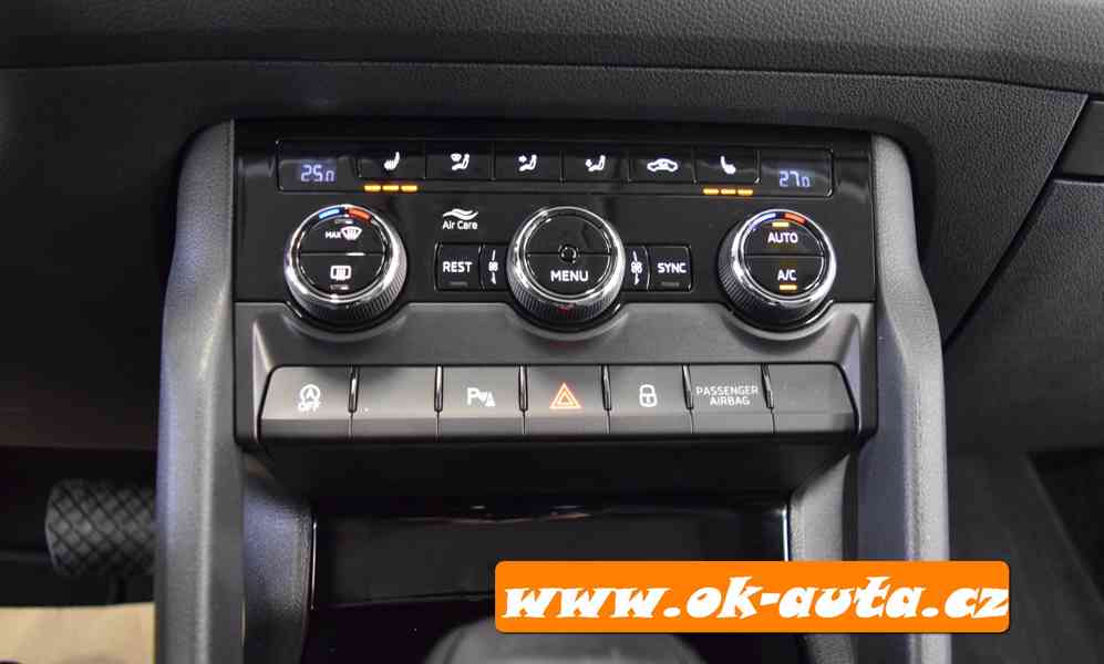 Škoda Kodiaq 2.0 TDI Style LCD 4x4 rv servis Škoda 01/2021 - foto 14