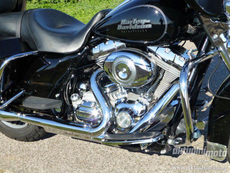 Harley-Davidson FLHT Electra Glide Standard - foto 8