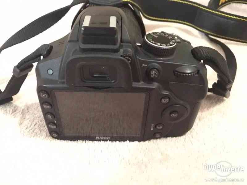 Nikon D3300 + 18-105 VR černá - foto 7