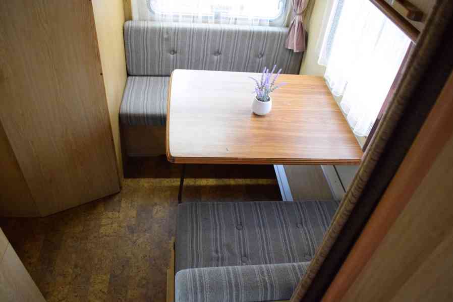 CHATEAU LA CAR 430 - STAN,VELMI PĚKNÝ STAV - foto 12