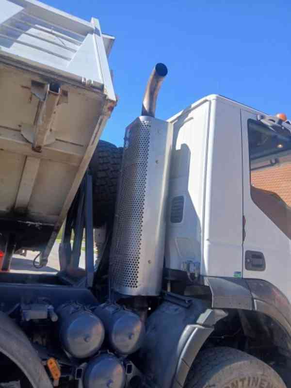 Eur5 sklápěč 8x4 komunál 41t bordmatik Iveco 450 Trakker - foto 9