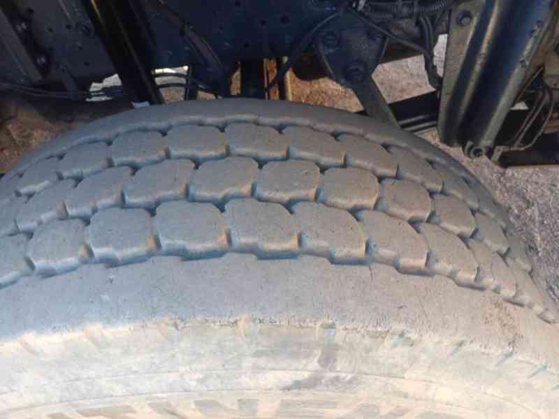 Eur5 sklápěč 8x4 komunál 41t bordmatik Iveco 450 Trakker - foto 8
