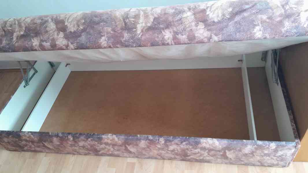 Postel, barva fialová, vzor květy, 200 x 90 x 41 - foto 2