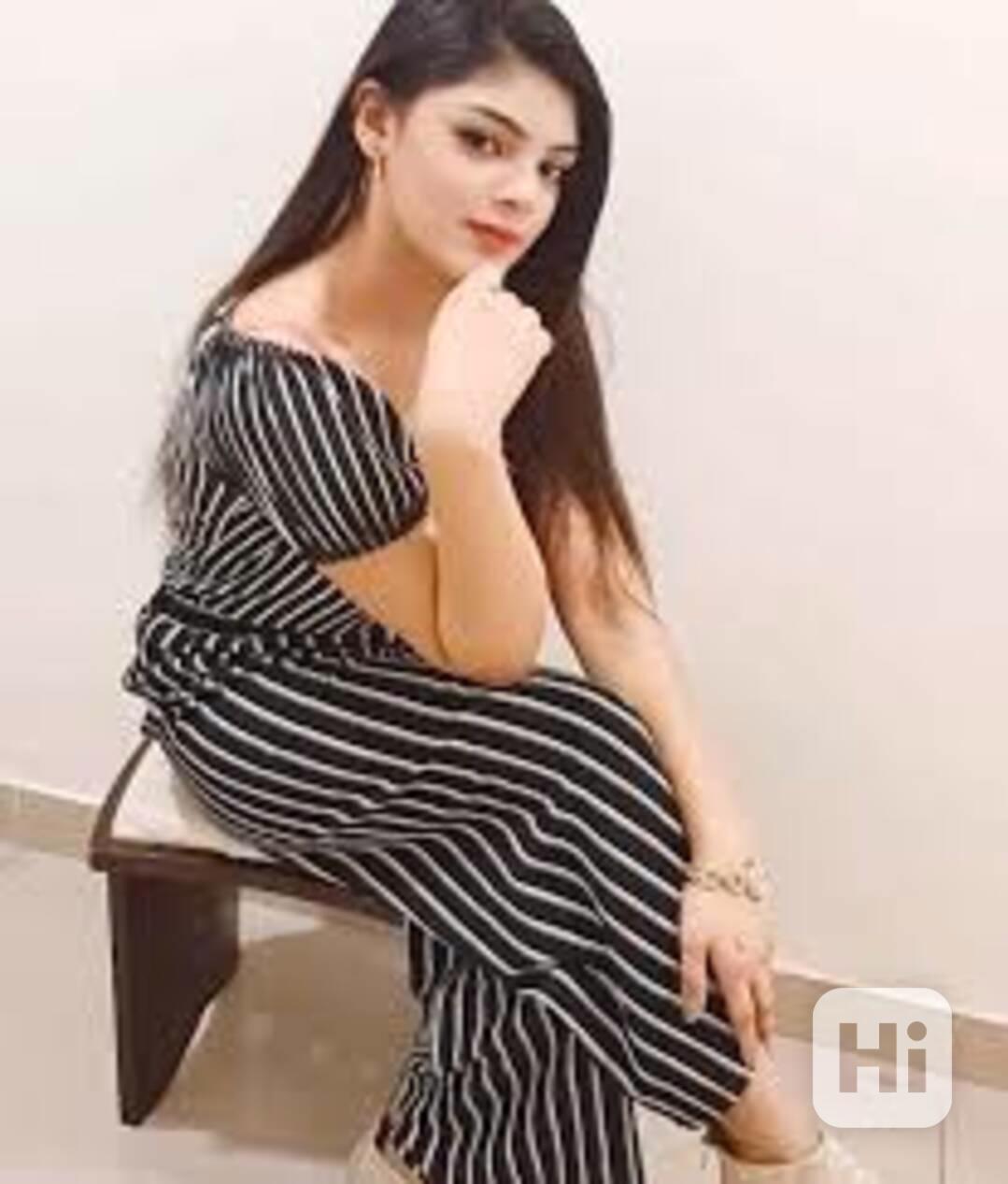 Call Girls Service in Karachi 03280833300 Gorgeous Girls - foto 1